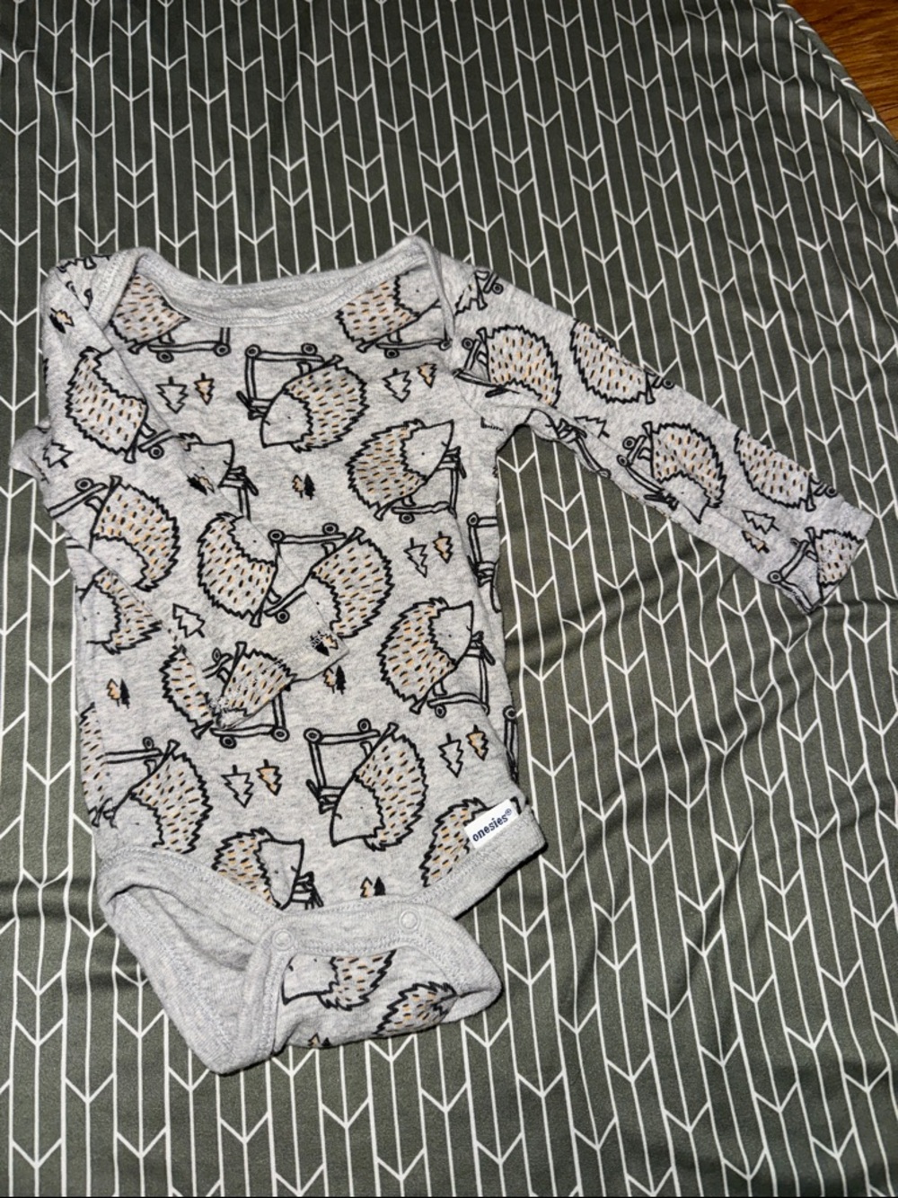 Gerber Gray Long-Sleeve Hedgehog Print Bodysuit with Tan Accents